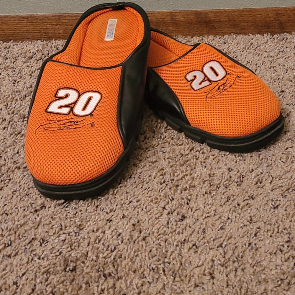 Nascar 20 Tony Stewart foam mesh slippers size 12